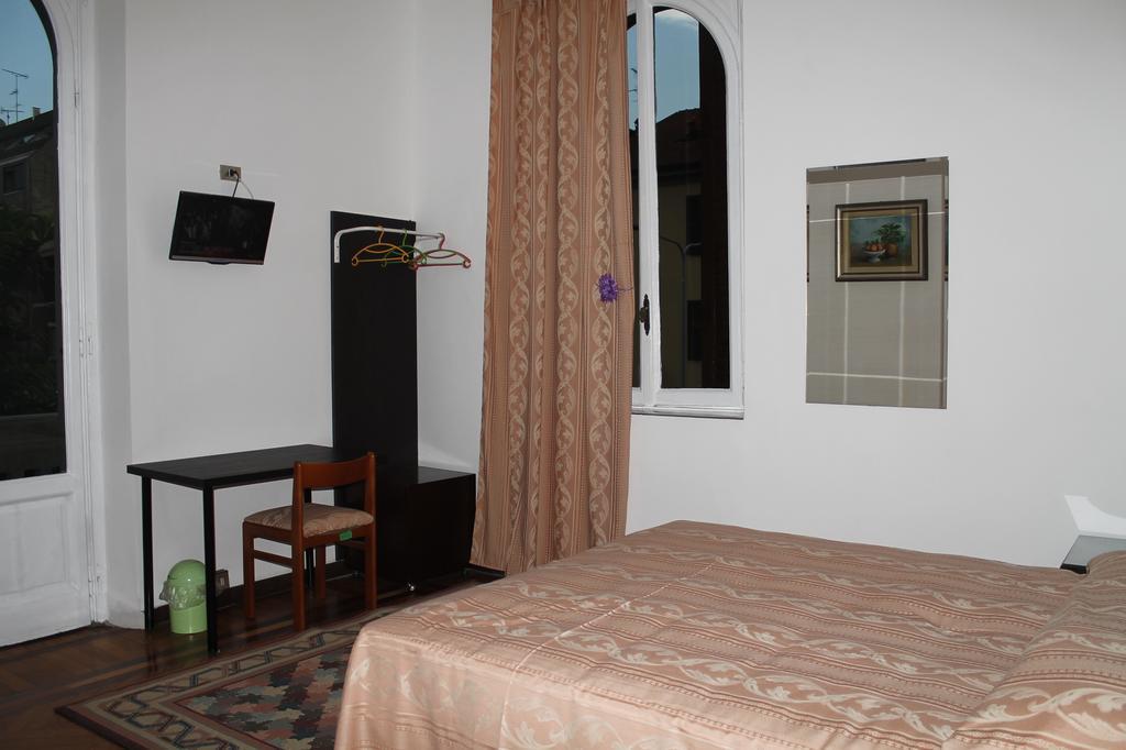 Hotel Luisa ミラノ 部屋 写真