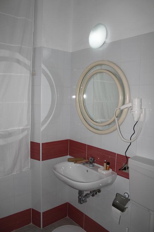 Hotel Luisa ミラノ 部屋 写真