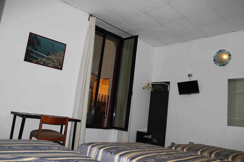Hotel Luisa ミラノ 部屋 写真