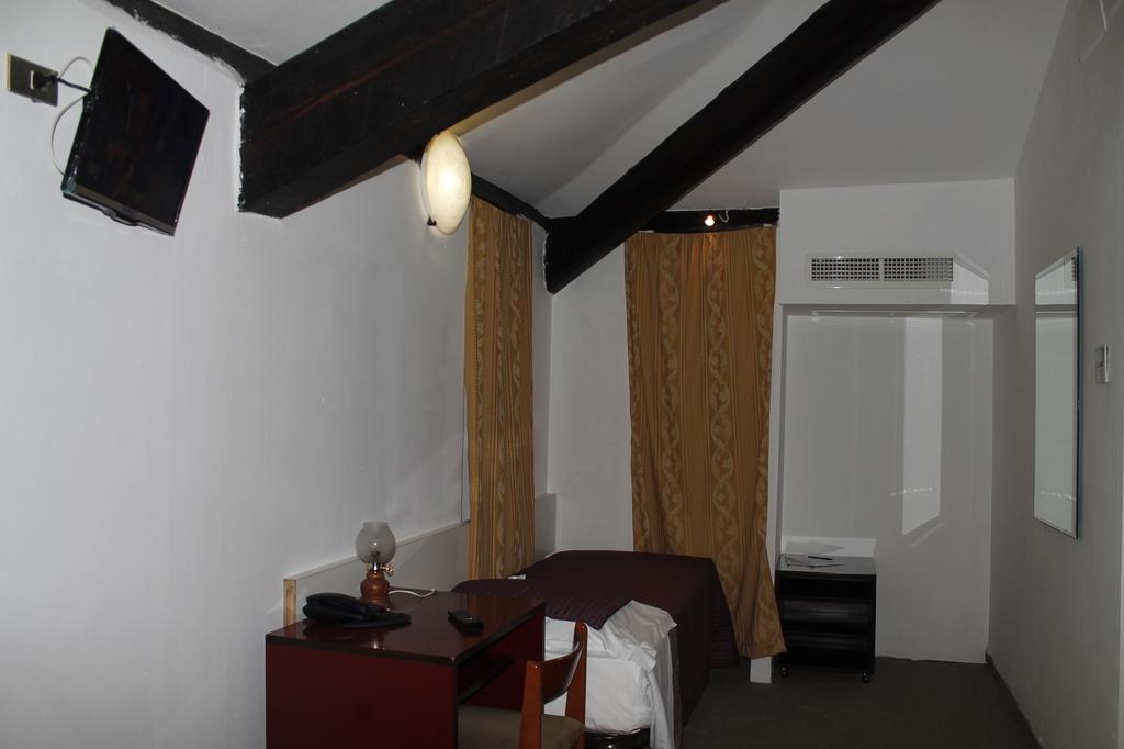 Hotel Luisa ミラノ 部屋 写真