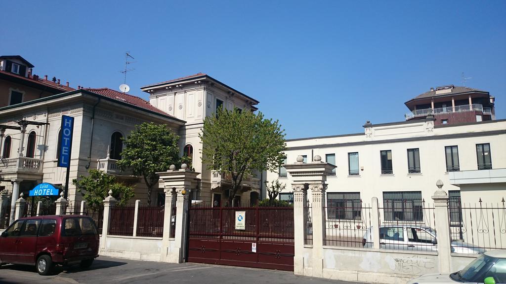 Hotel Luisa ミラノ エクステリア 写真