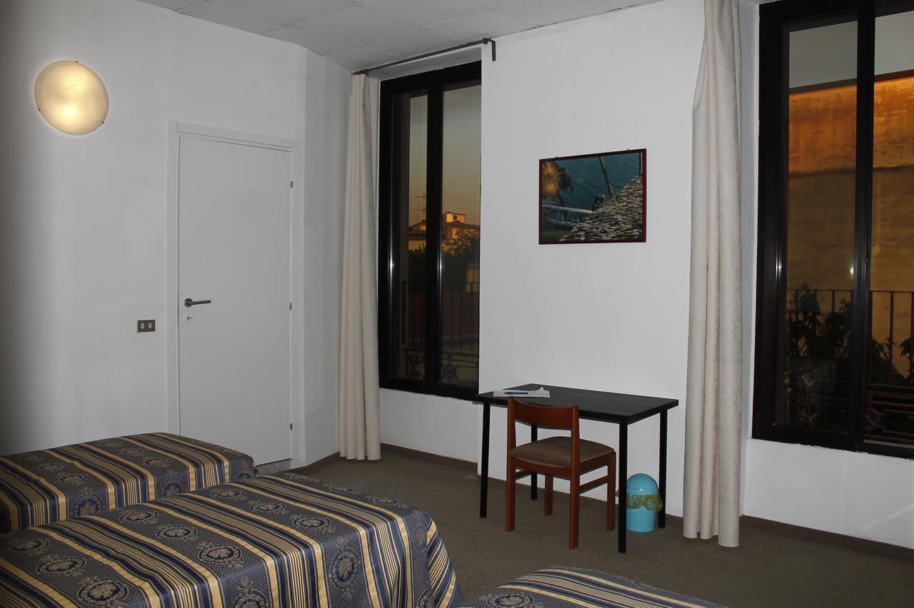 Hotel Luisa ミラノ 部屋 写真