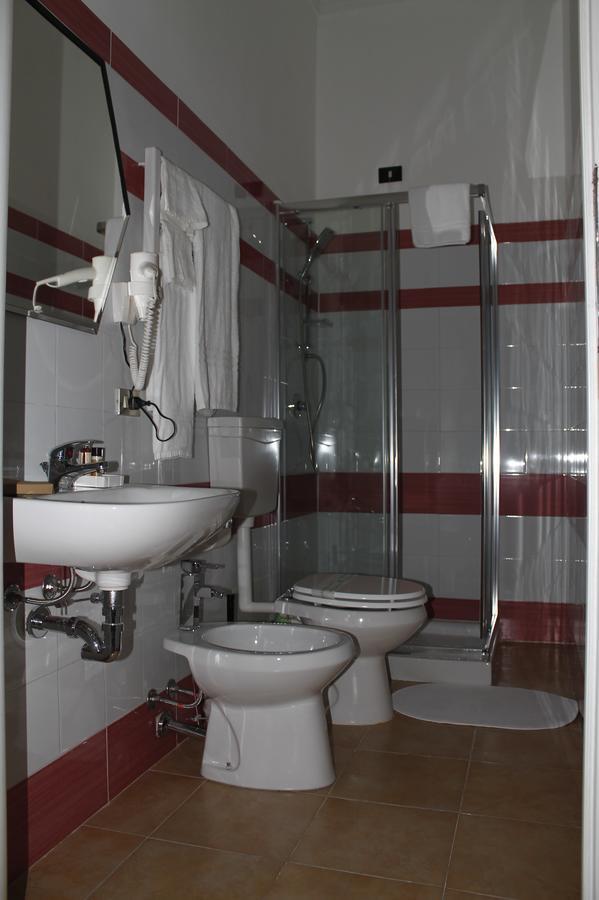 Hotel Luisa ミラノ 部屋 写真