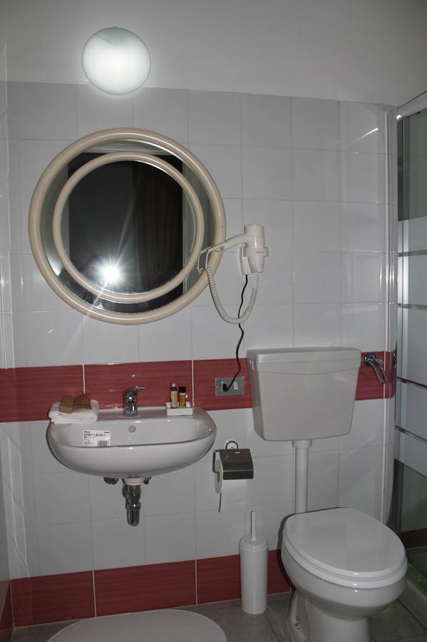 Hotel Luisa ミラノ 部屋 写真
