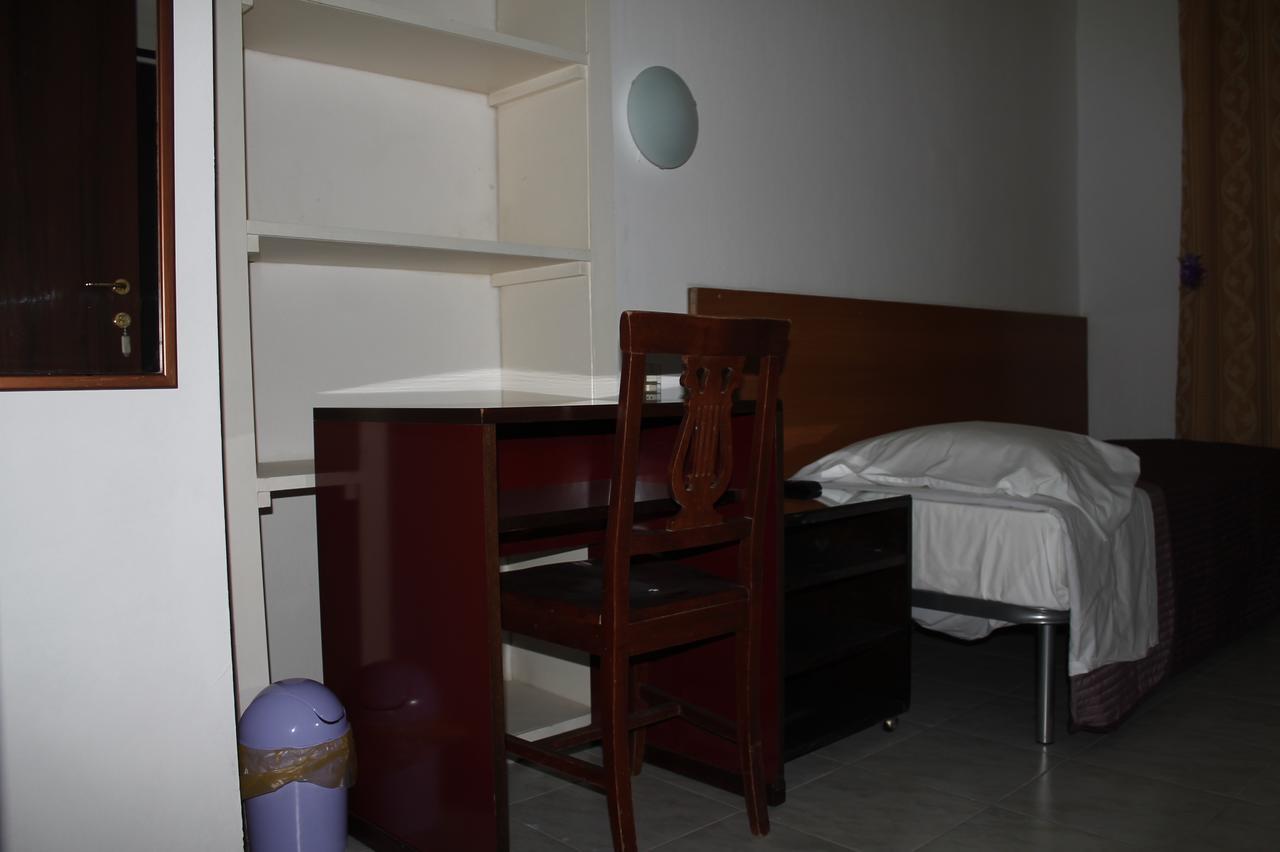 Hotel Luisa ミラノ 部屋 写真
